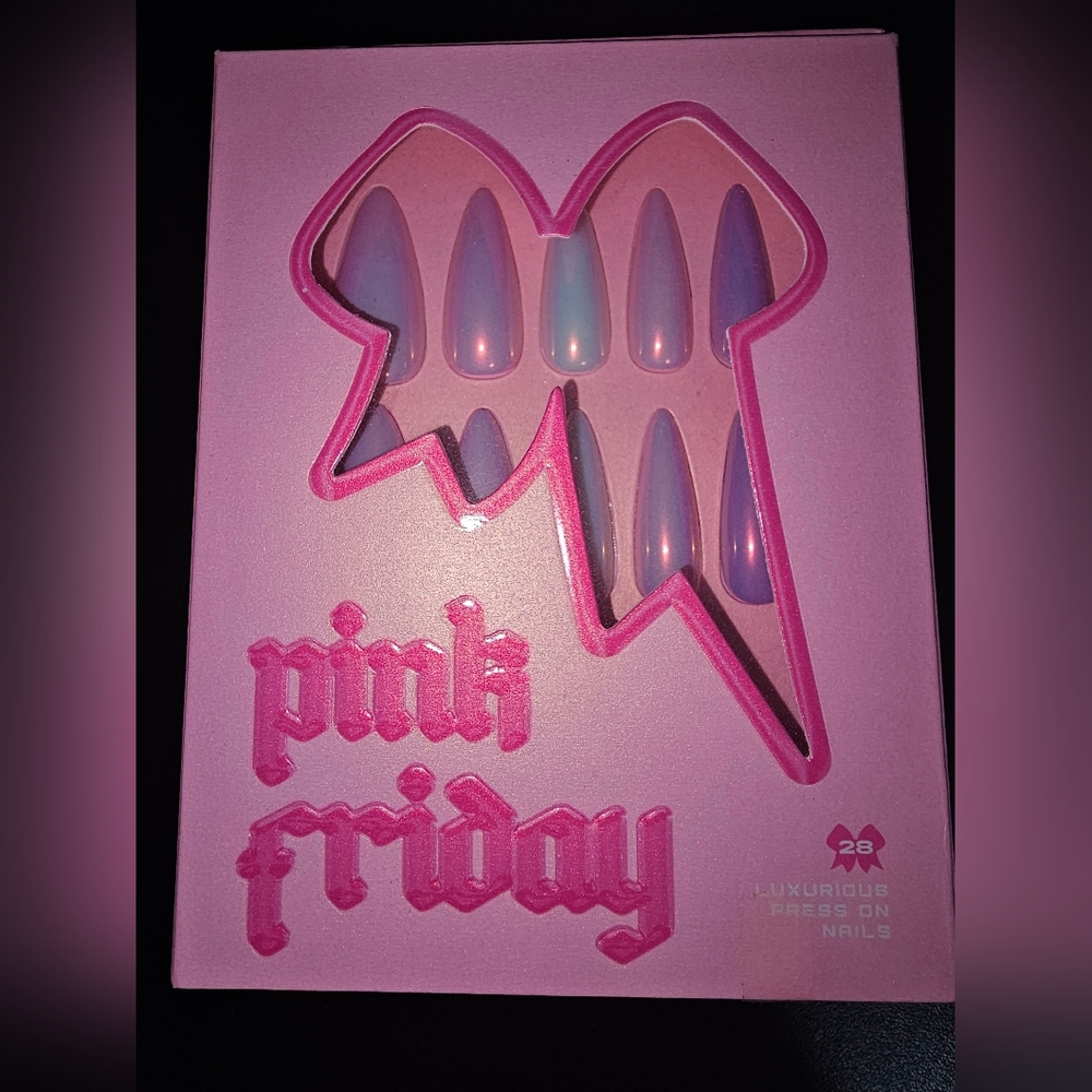 Pink Friday Nail Set - Picture 2 of 7